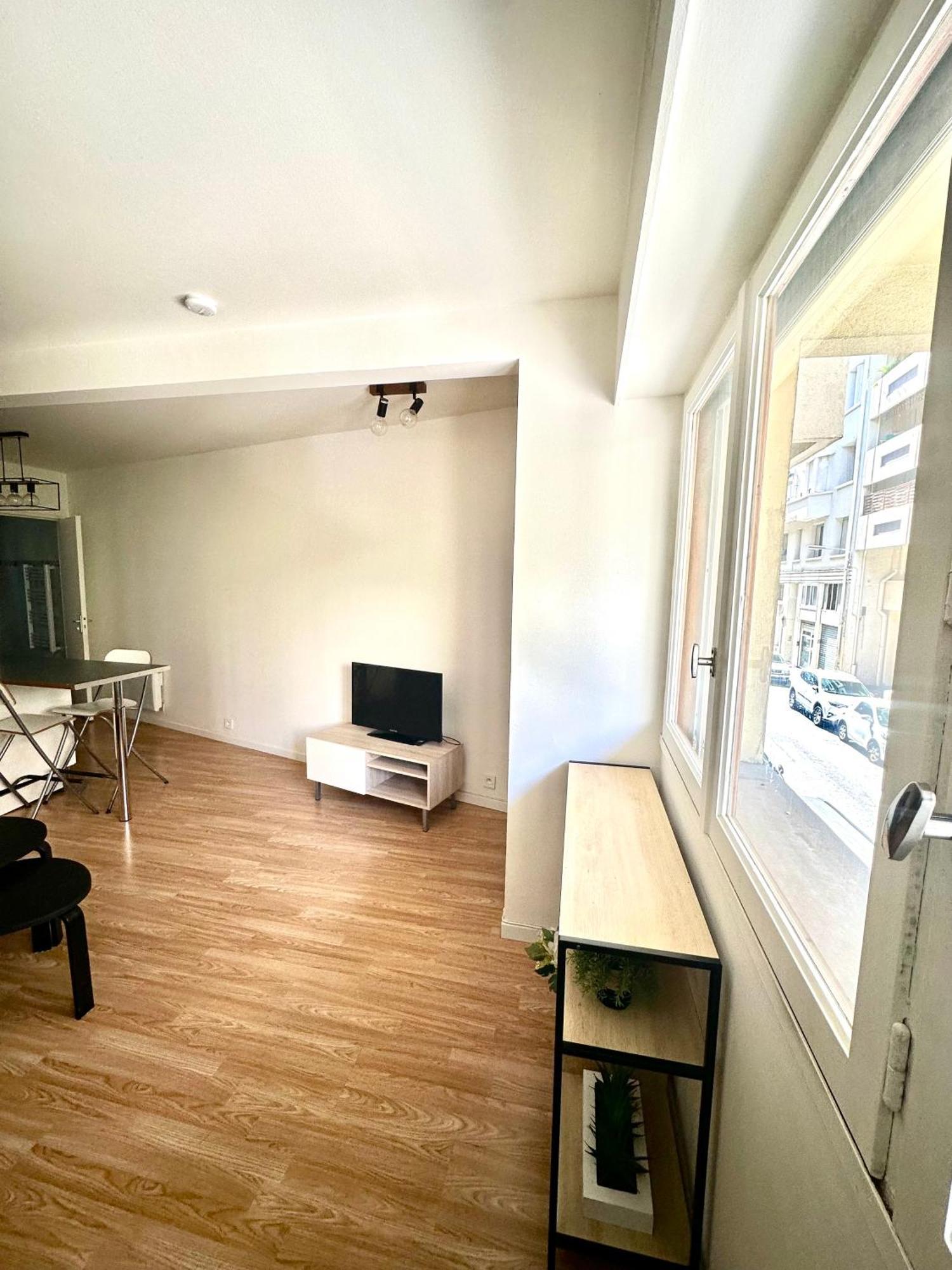Magnifique Lumineux Et Confortable Au Coeur Du Centre-ville De Apartment Toulon